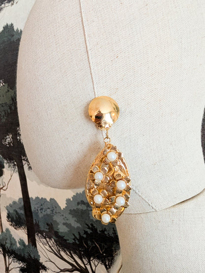 Longues boucles fleurs