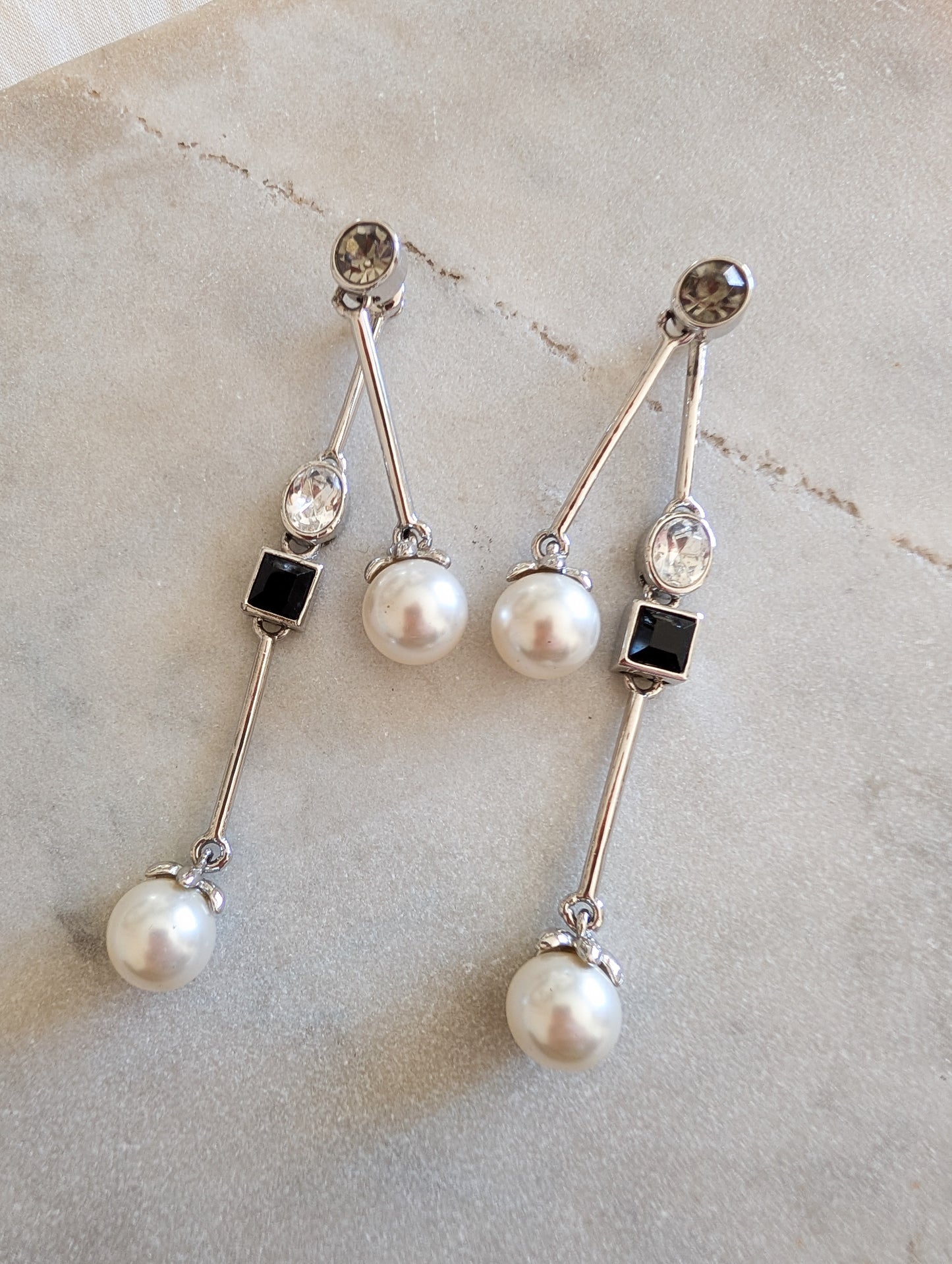 Longues boucles perles