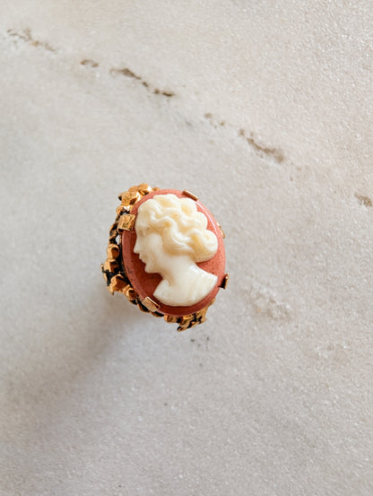 Boucles camés oreilles percées