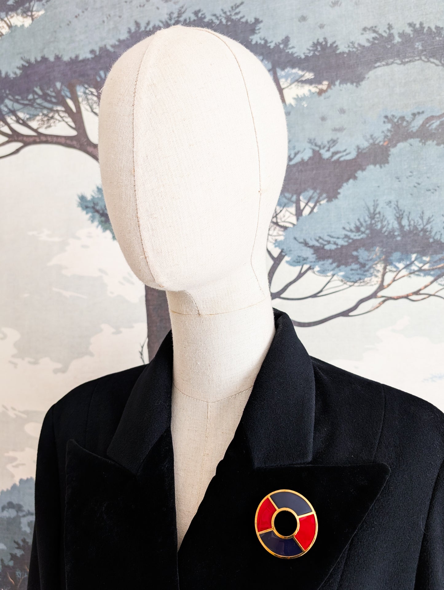 Broche Yves Saint Laurent