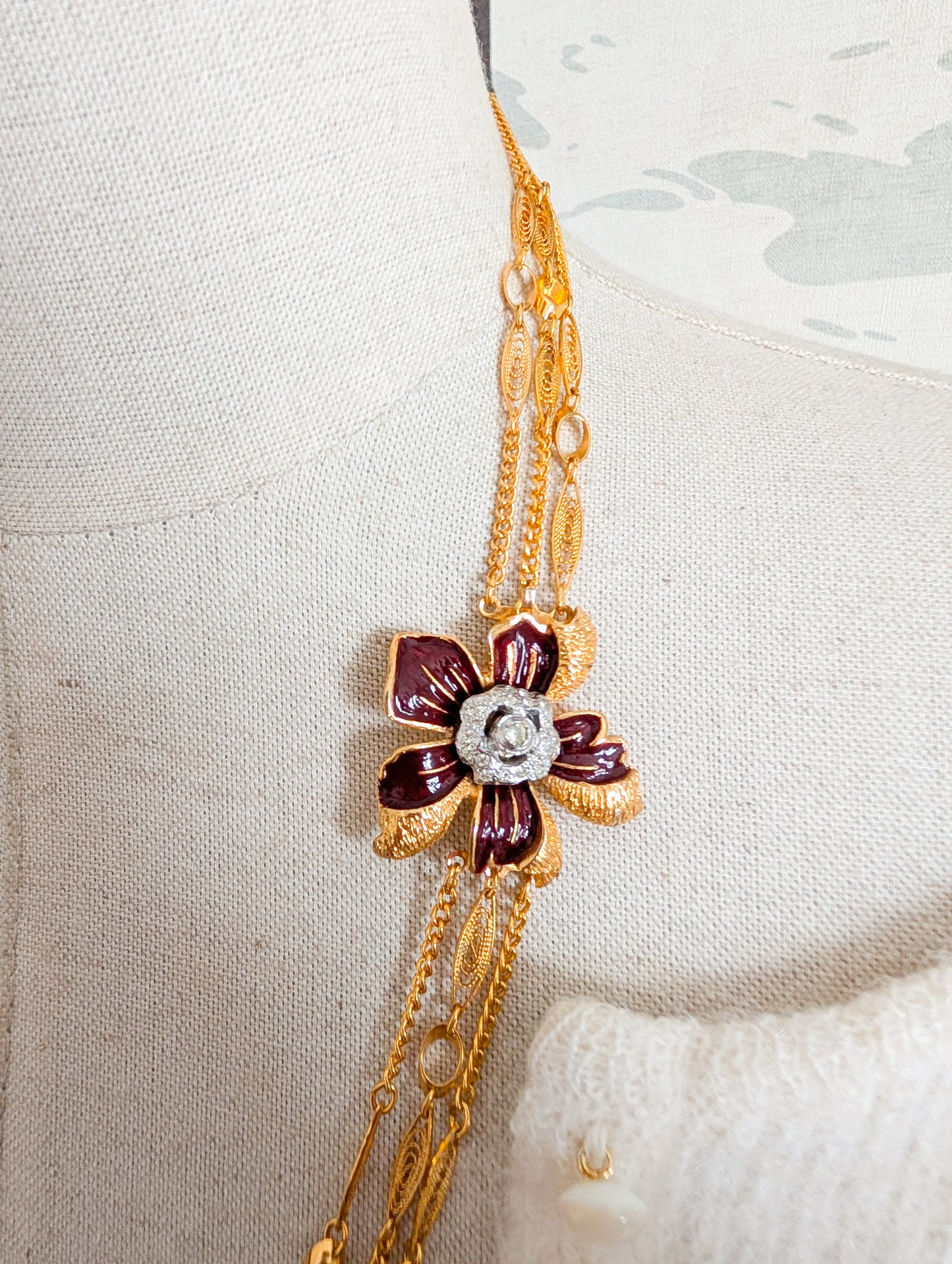 Sautoir fleur Corocraft