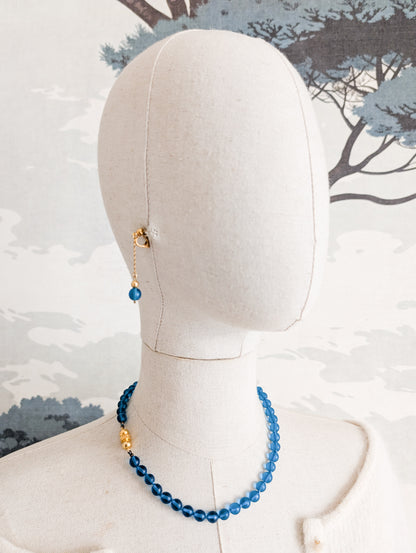 Parure en verre bleu