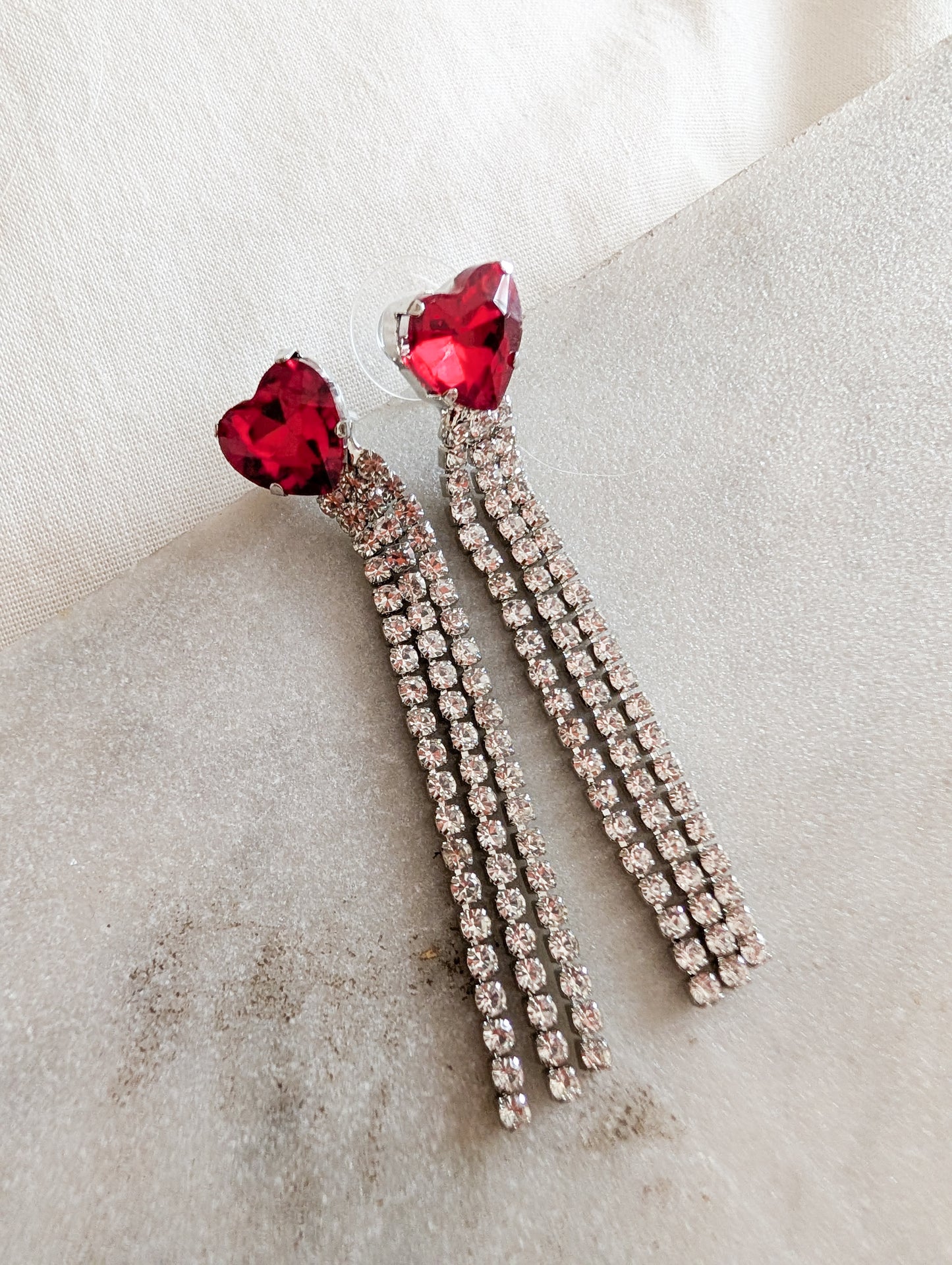 Longues boucles coeurs à tiges