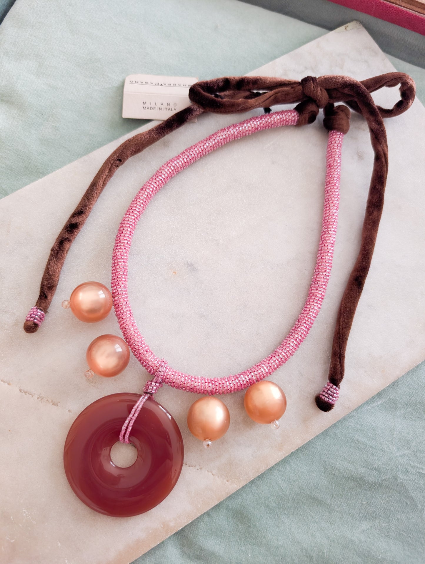 Collier rose Sharra Pagano