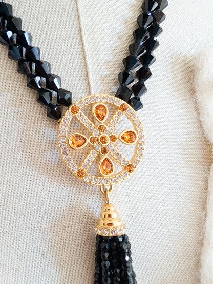 Collier verre noir