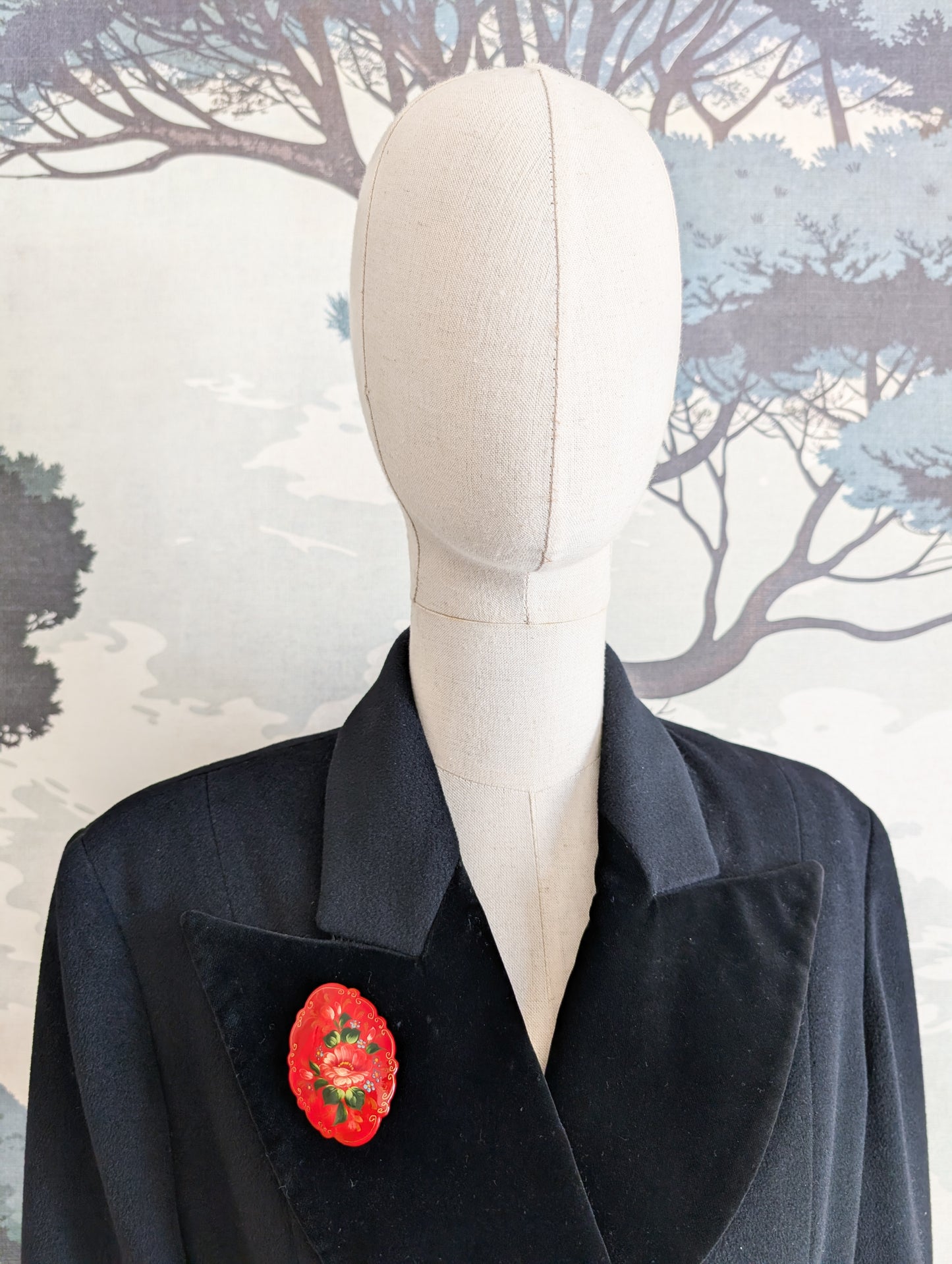 Broche peinte à la main