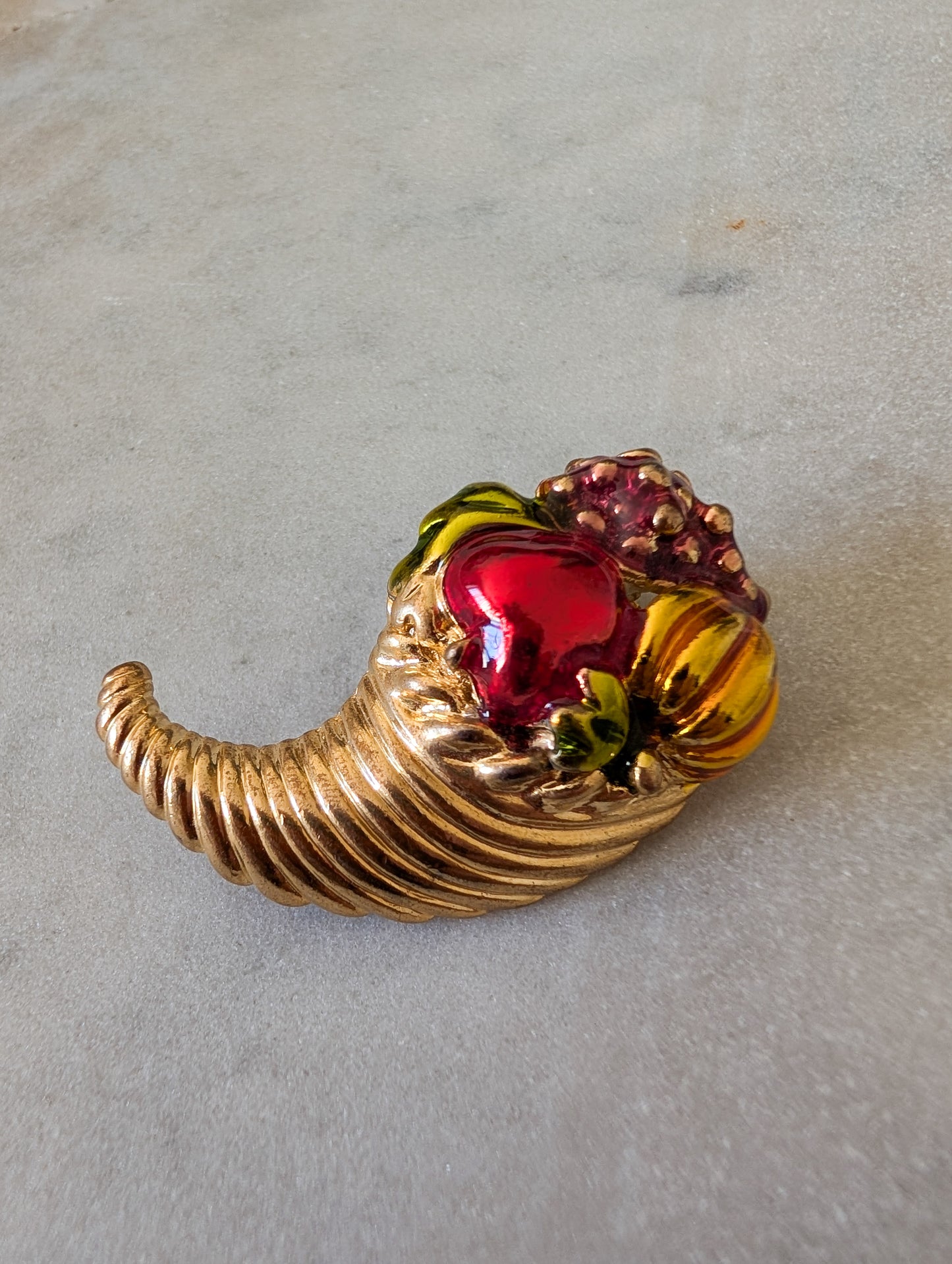 Broche corne d'abondance