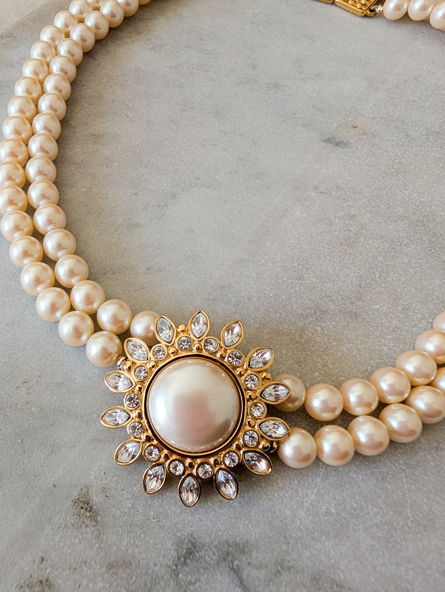 Collier de perles Monet