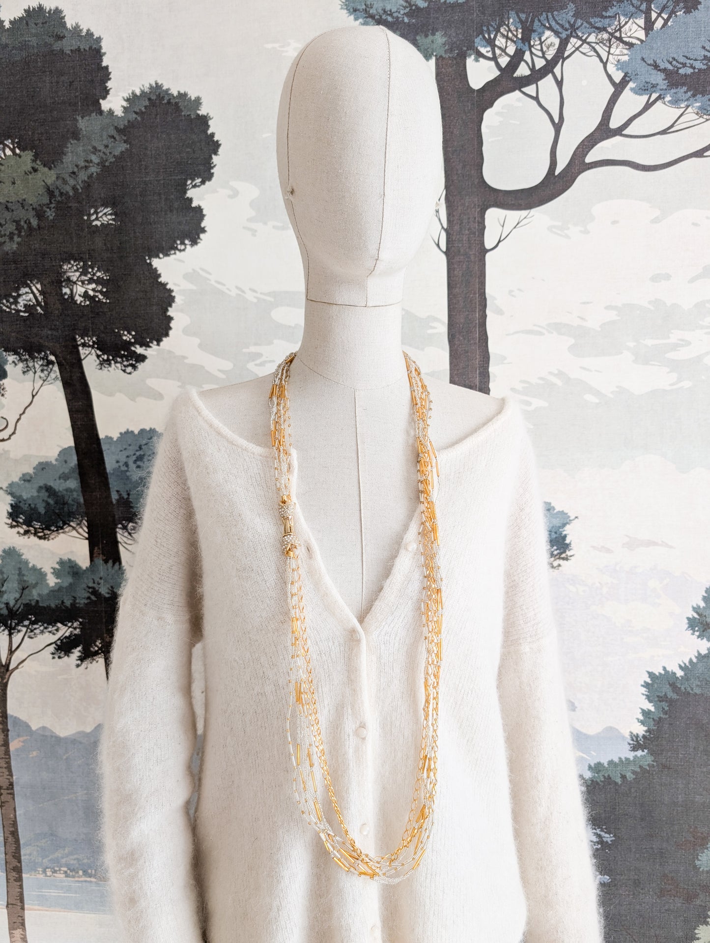 Très long sautoir 70's