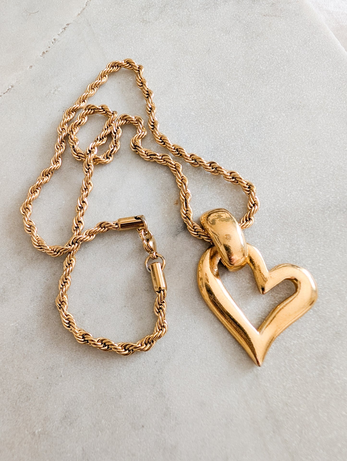 Pendentif coeur Yves Saint Laurent