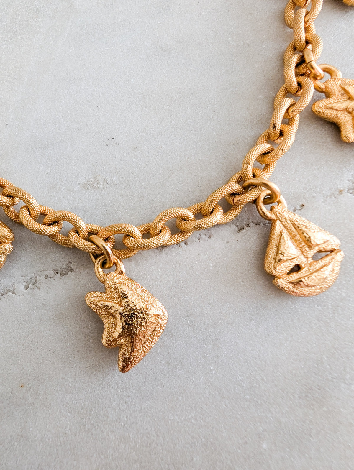Collier Guy Laroche