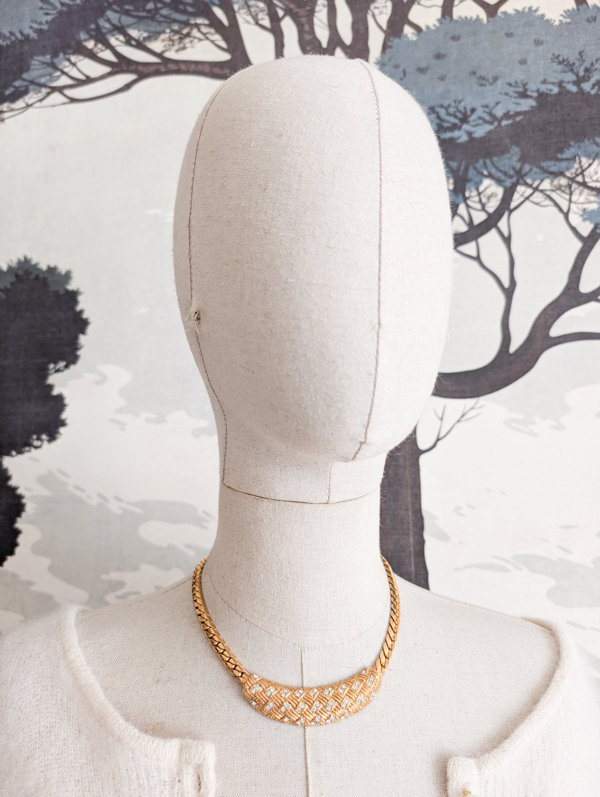 Collier cannage