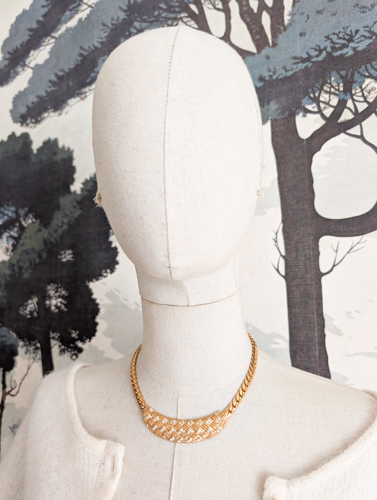 Collier cannage