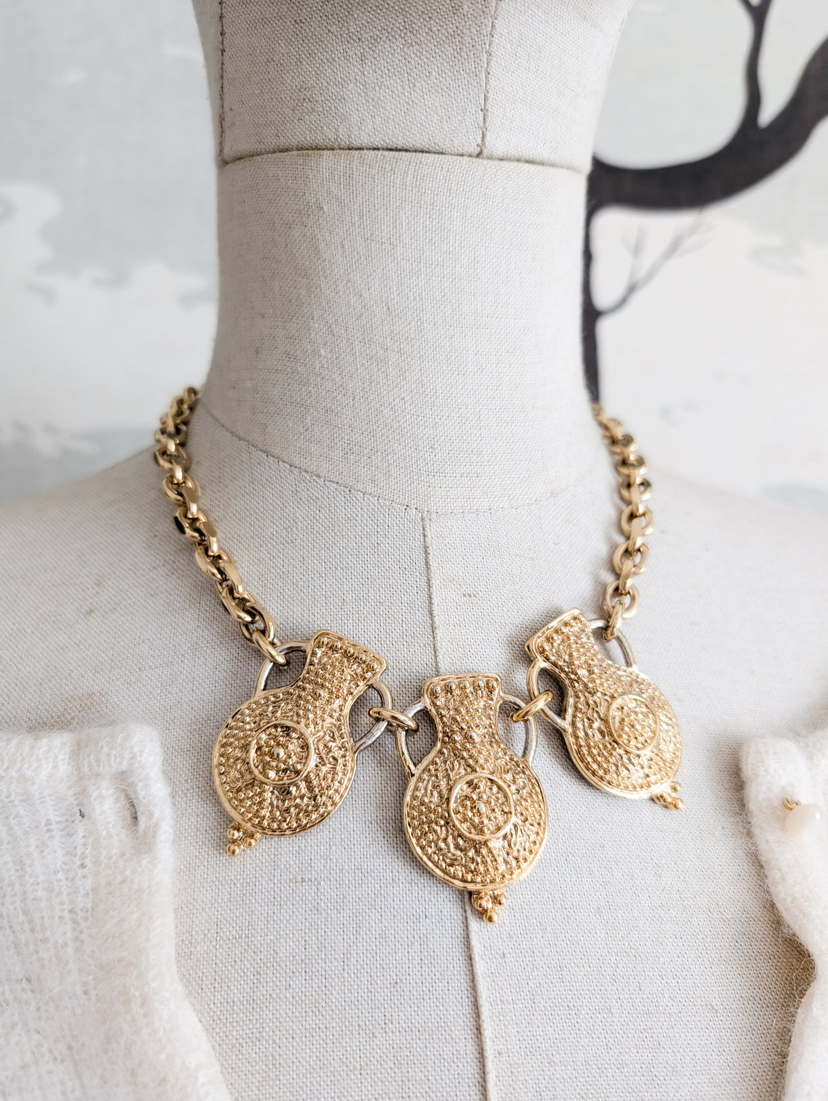 Rare collier amphores Agatha