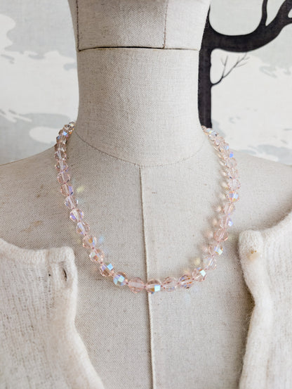Collier américain en cristal rose 50's
