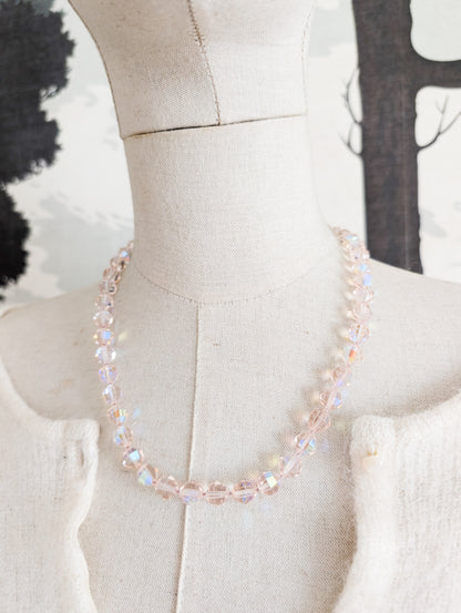 Collier américain en cristal rose 50's