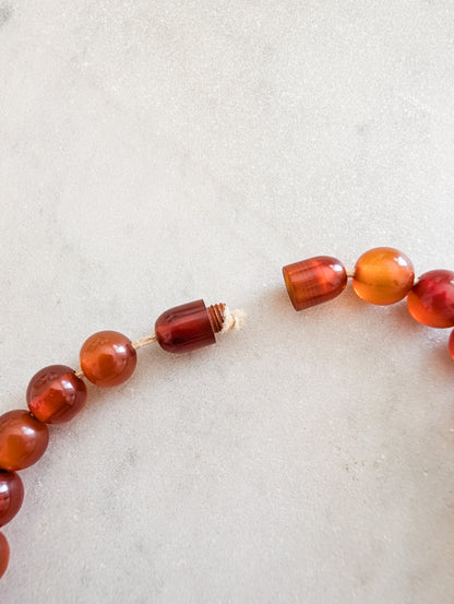 Long collier en Bakélite 1930 perles rondes