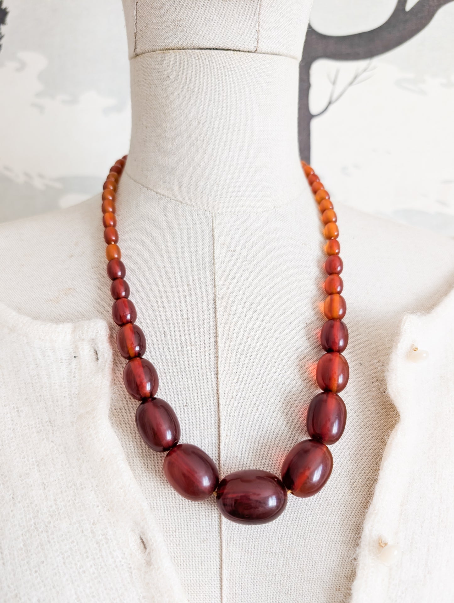 Long collier en Bakélite 1930 perles ovales
