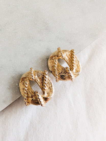 Boucles 60's oreilles percées