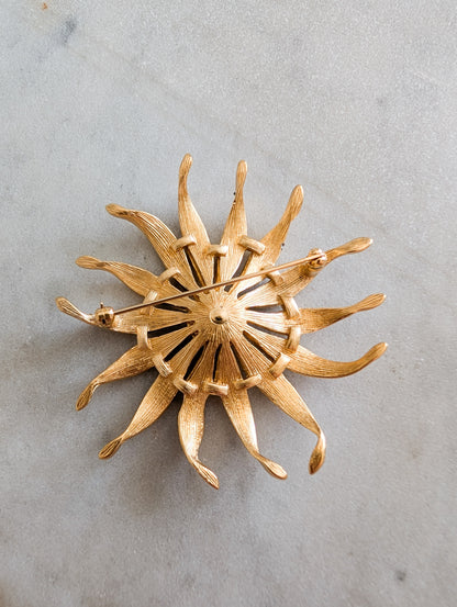 Broche fleur américaine