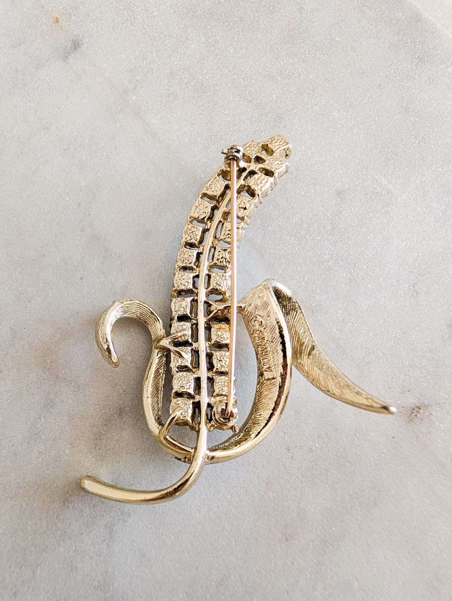 Broche 60's Sarah Covertry