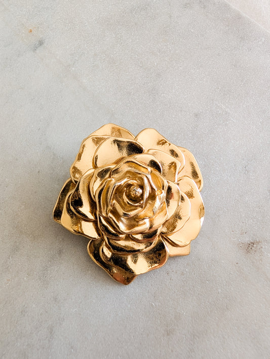 Très rare broche rose Yves Saint Laurent