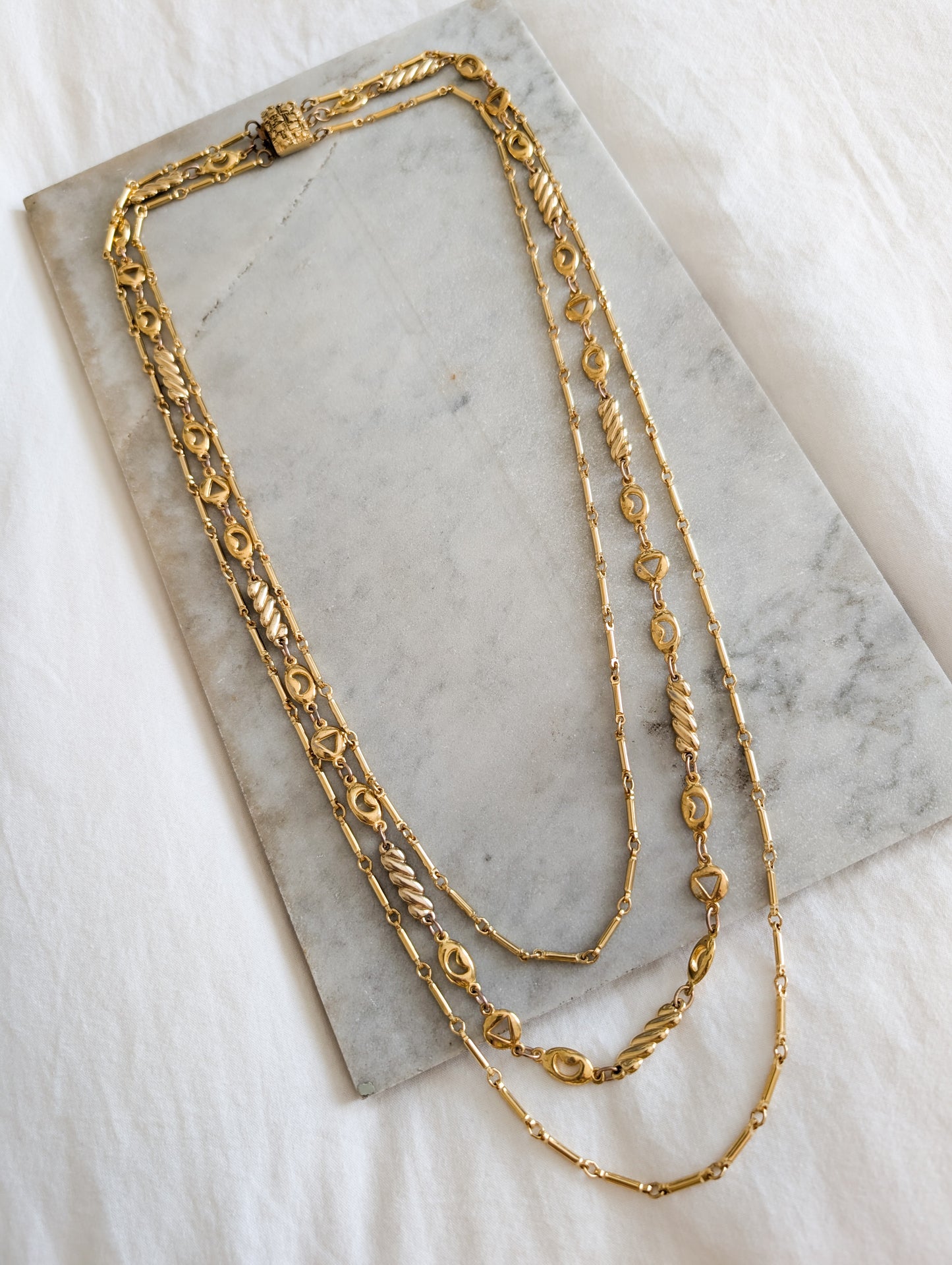 Collier Multirangs 70's