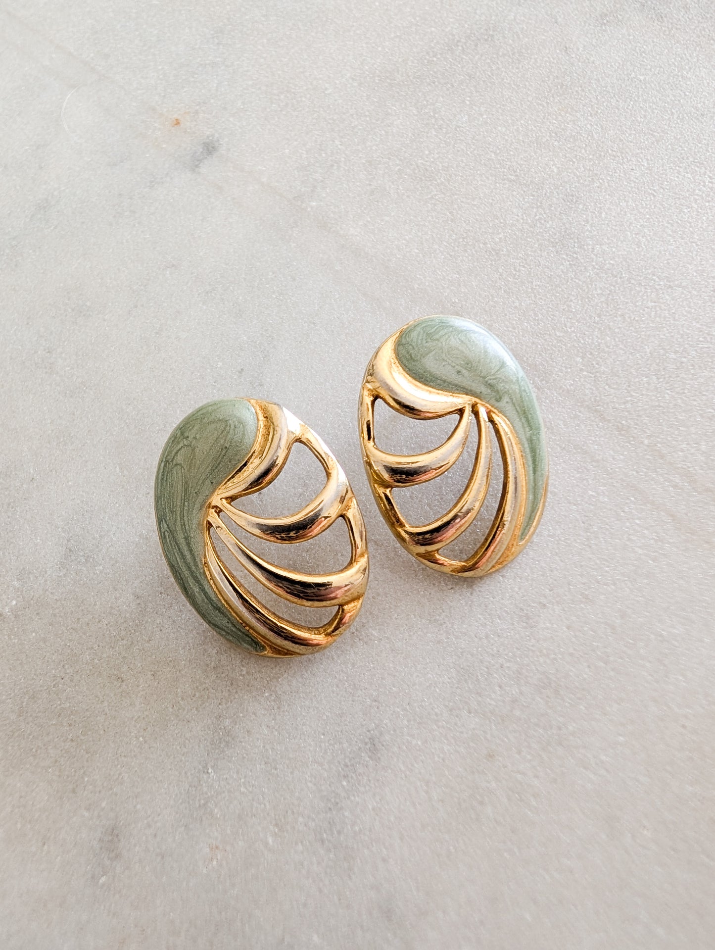 Boucles oreilles percées
