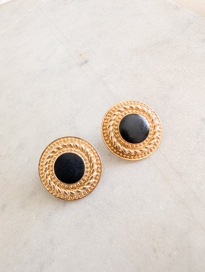 Boucles oreilles percées