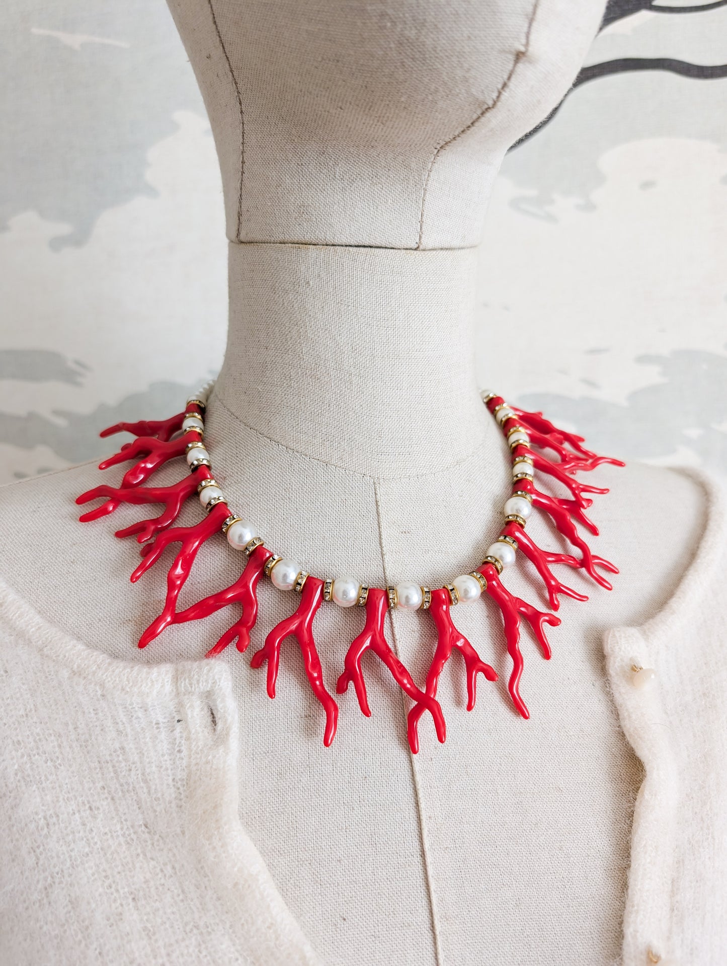 Collier façon corail et perles 90's