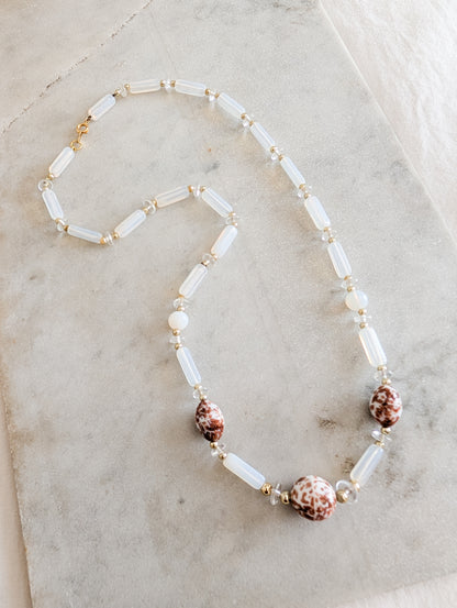 Collier en verre de Catalogue