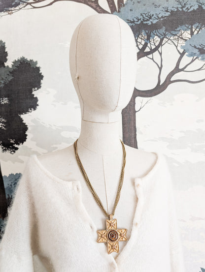 Long collier croix Dolce Vita