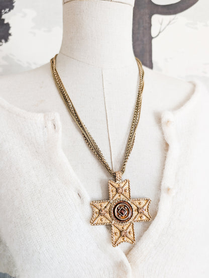 Long collier croix Dolce Vita