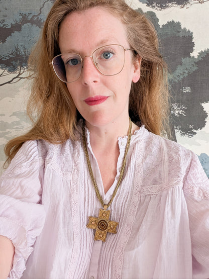 Long collier croix Dolce Vita