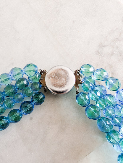 Collier en verre Multirangs années 1950