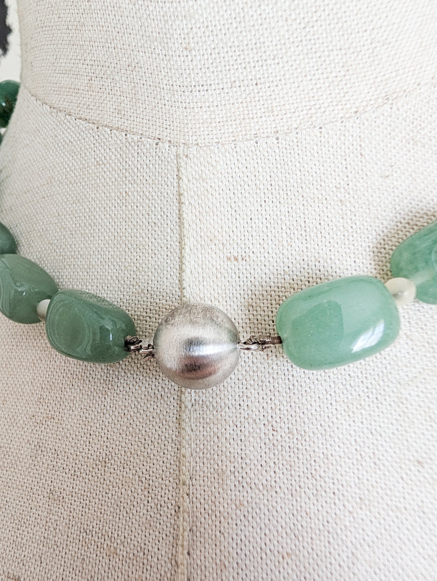 Collier en Jadéite, fermoir en argent