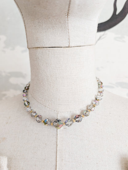 Collier cristal facetté effet Aurore Boréale