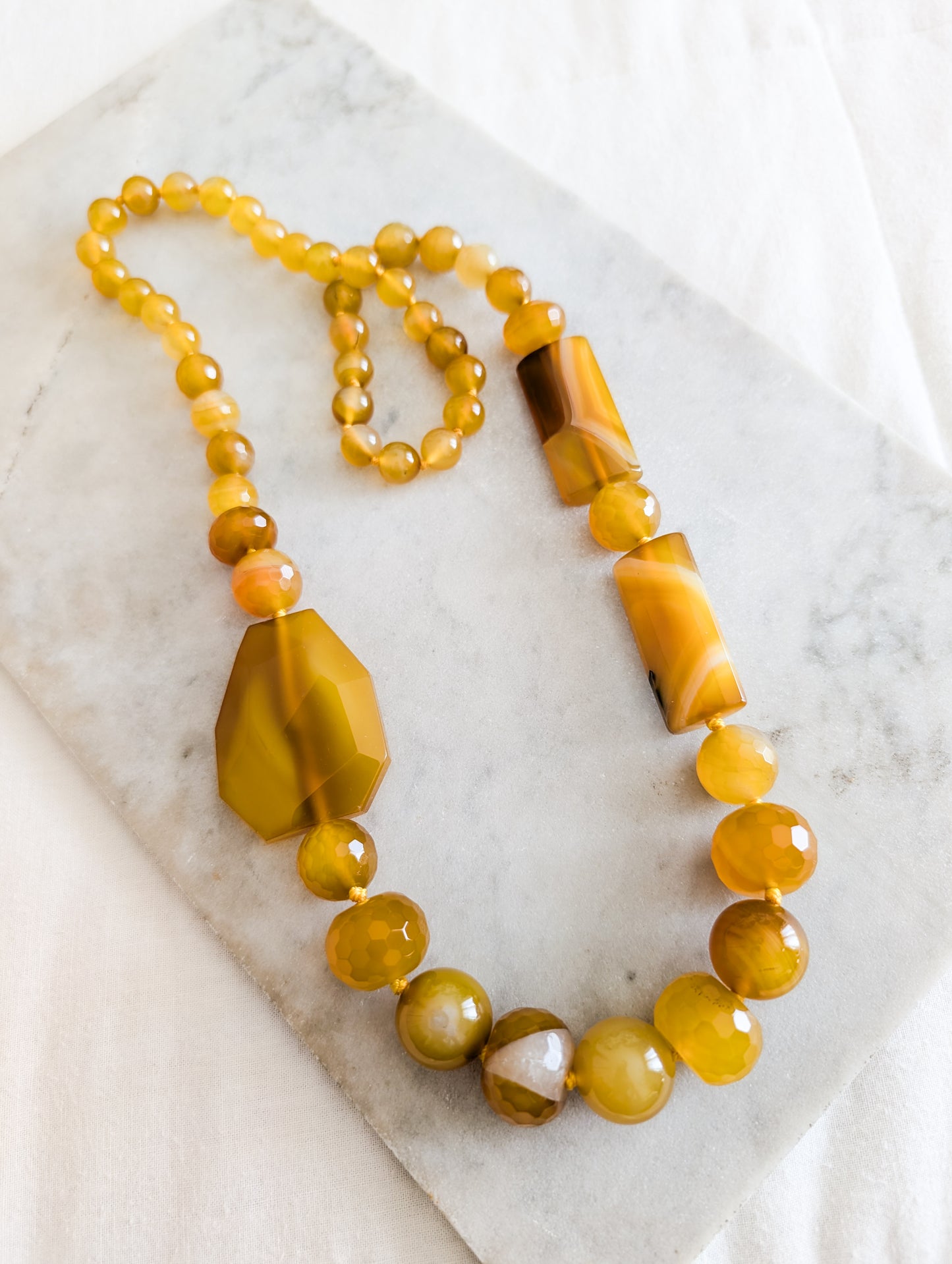 Sautoir en Agates jaunes