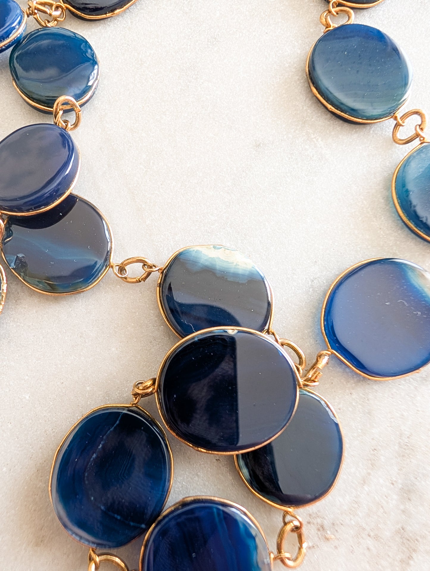 Sautoir en Agates bleues