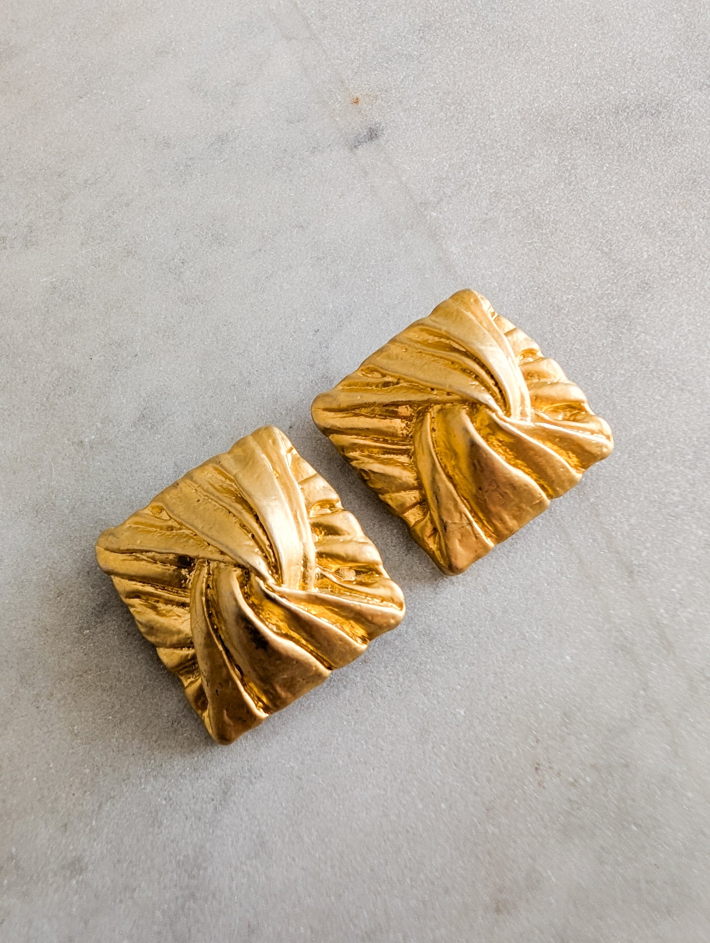 Boucles "drapé" à clips