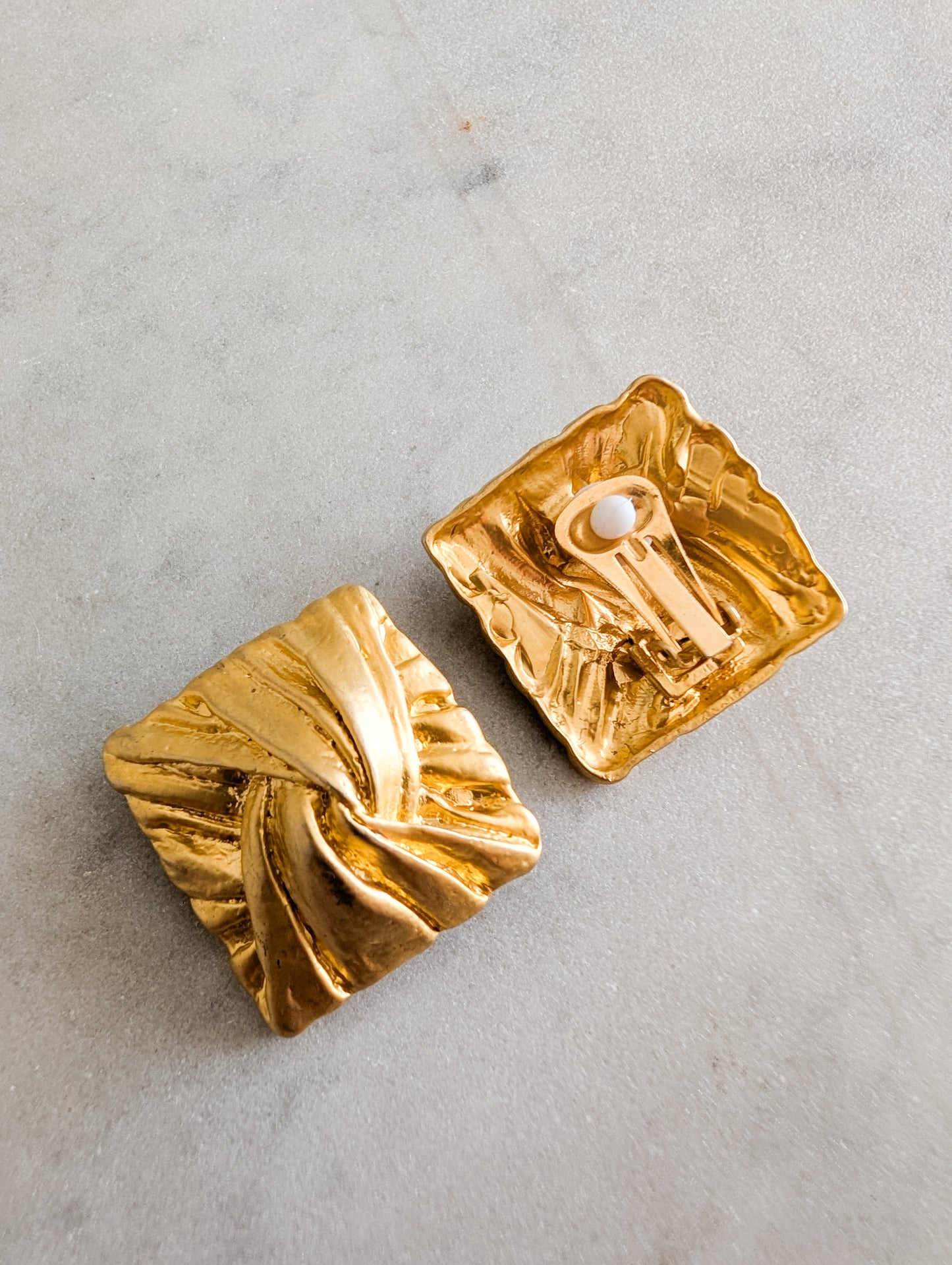 Boucles "drapé" à clips