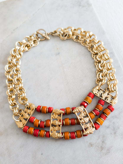 Collier plastron coquillages et perles