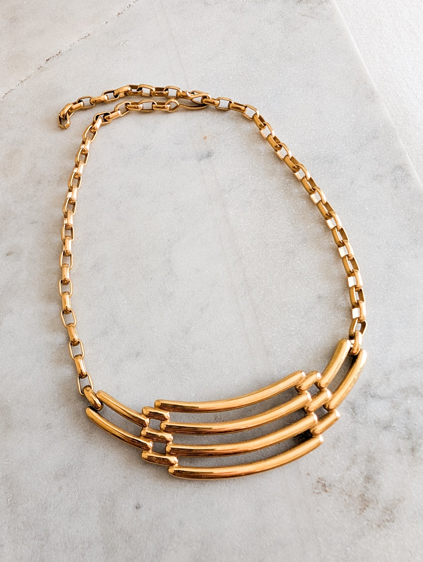 Collier 70's Monet