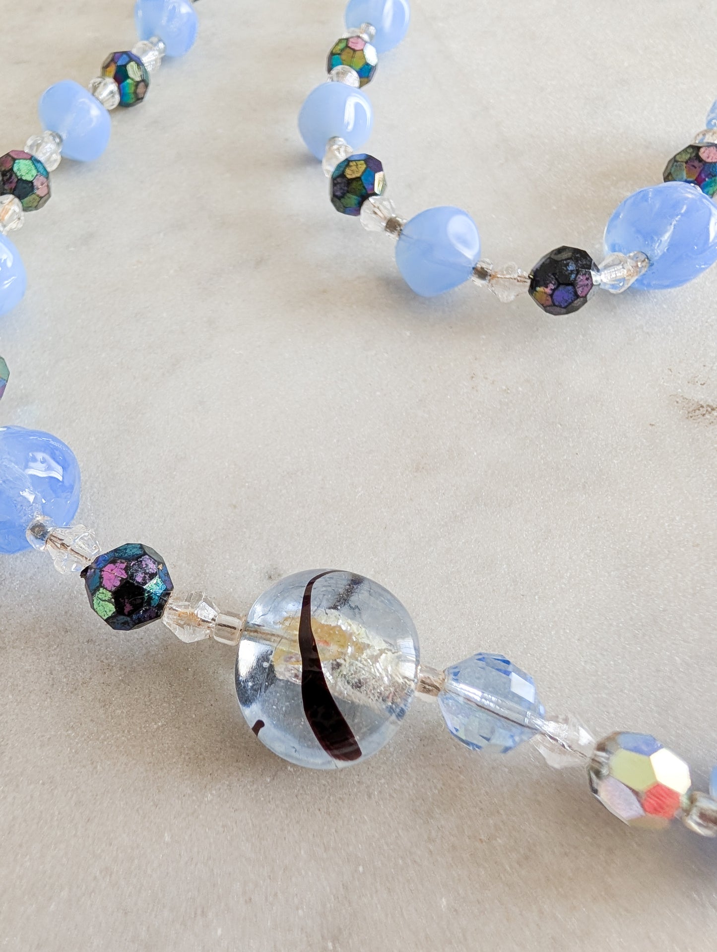 Collier en verre 60's