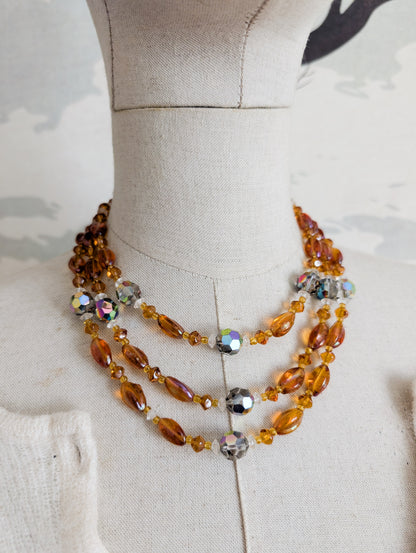 Collier 50's en verre et cristal