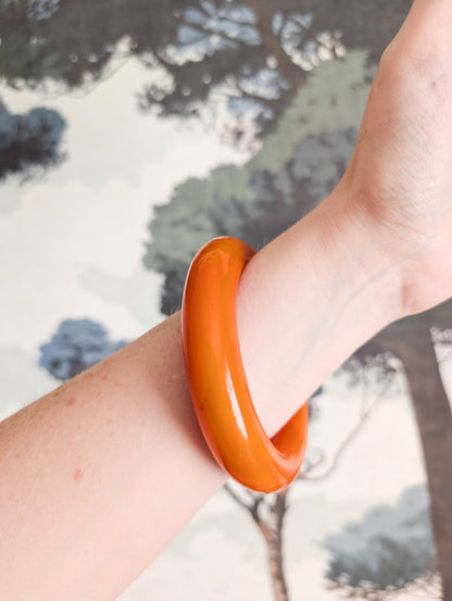 Bracelet orange en résine 70's