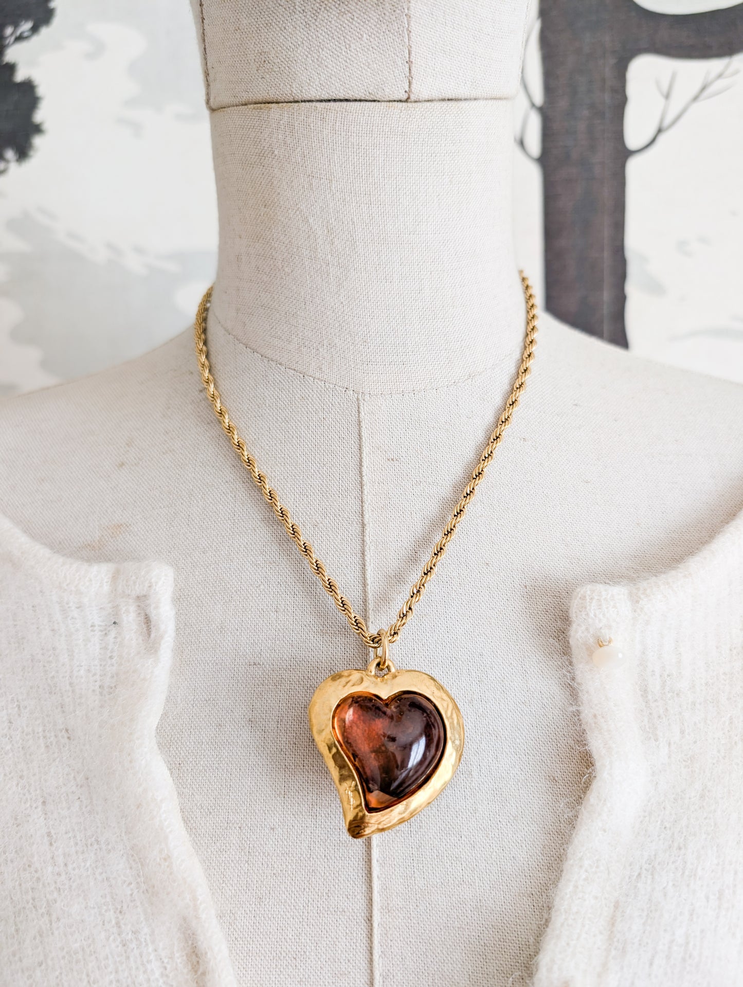 Iconique pendentif cœur Yves Saint Laurent