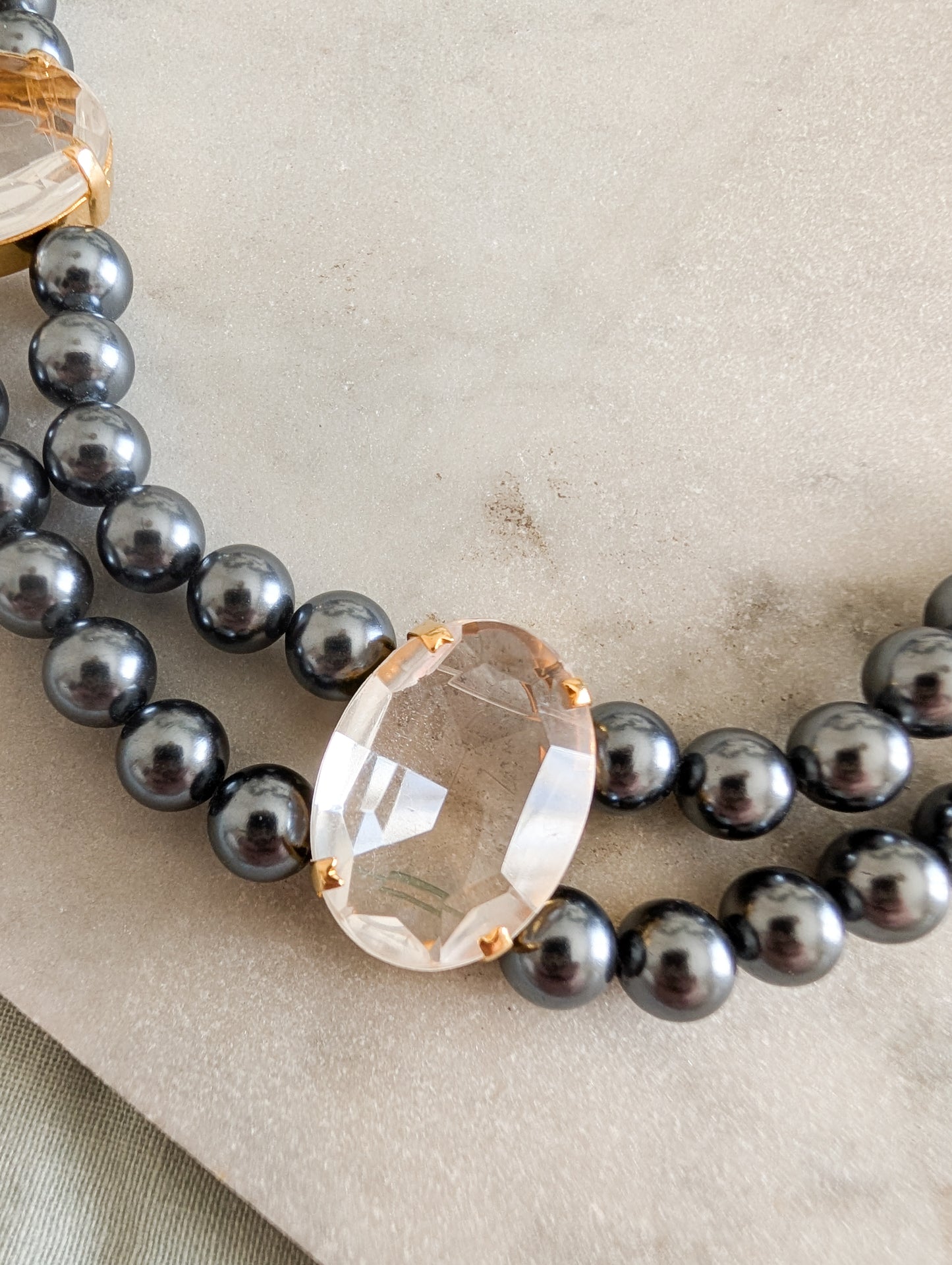 Collier ras du cou joyaux