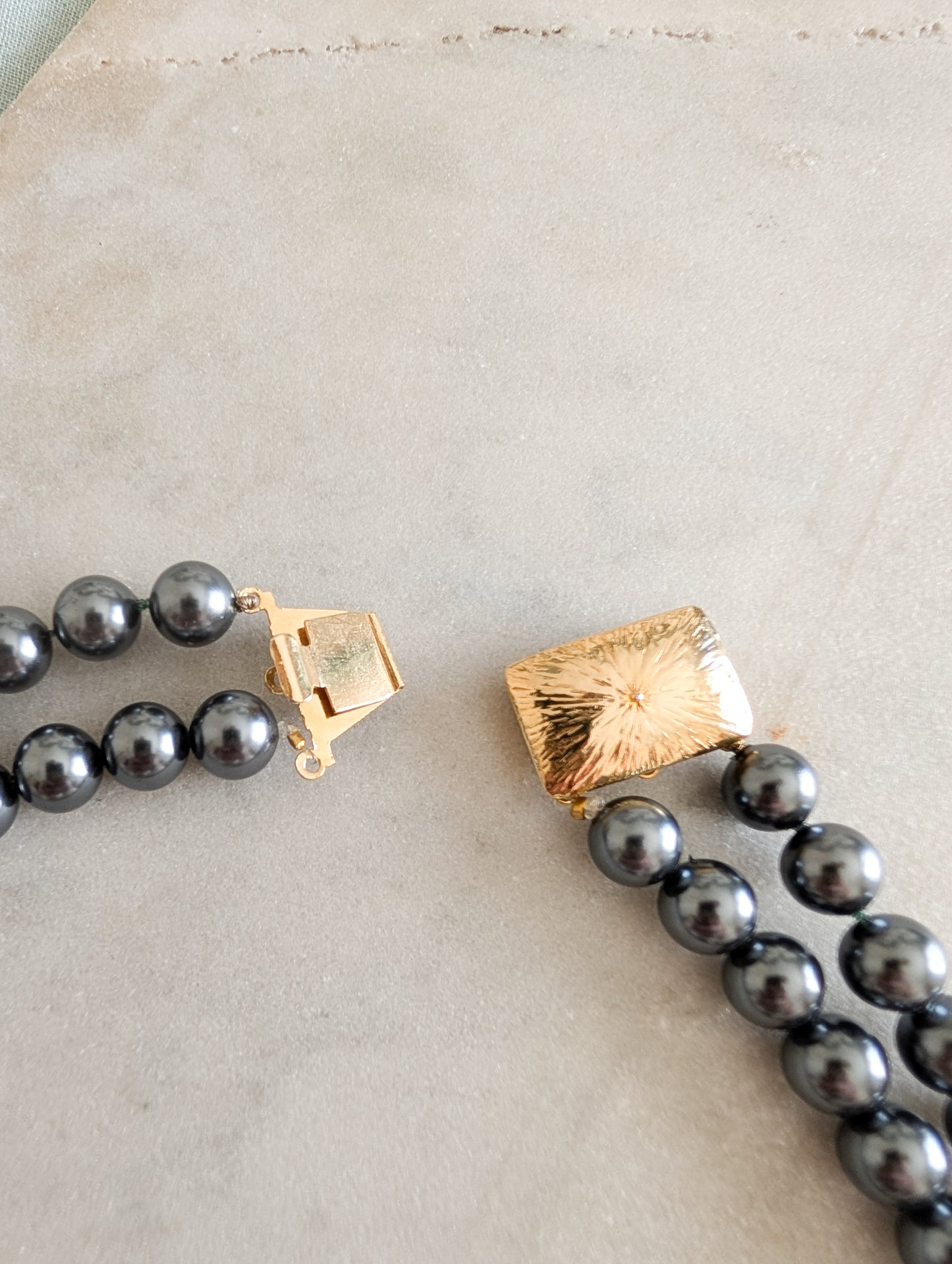 Collier ras du cou joyaux