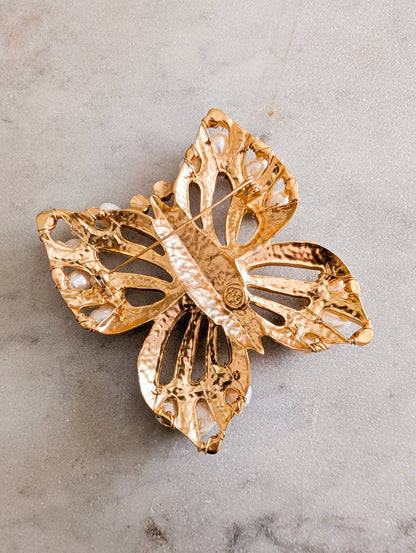 Grande broche papillon perles d'eau douce